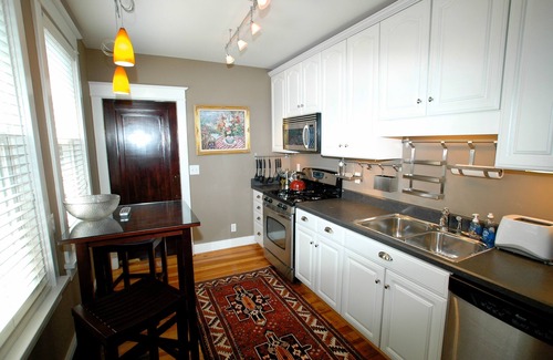 Squirrel Hill South House | Thoughtful, Furnished, Convenient in Squirrel Hill