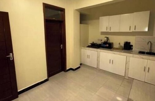 Oyster Bay Apartment | Three-Bedroom Apartment with Balcony 3