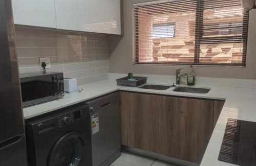 Tshwane Apartment | Three Bedroom Apartment At The Blyde