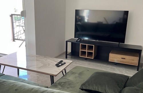 Kastel Stafilic Apartment | Three bedroom apartment with balcony Kaštel Štafilić, Kaštela (A-22533-d)