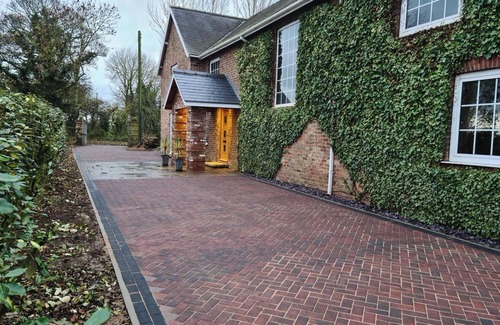 Driffield House | Three Farthings Bed & Breakfast, a quiet and peaceful countryside location.