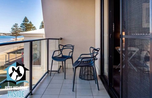 Encounter Bay House | Three Level Esplanade Magic with Stunning Views