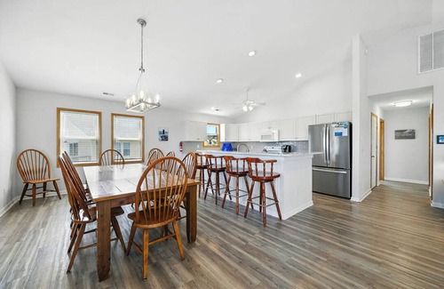 South Nags Head House | Three Little Birds | 490 ft from the beach | Private Pool, Hot Tub | Nags Head