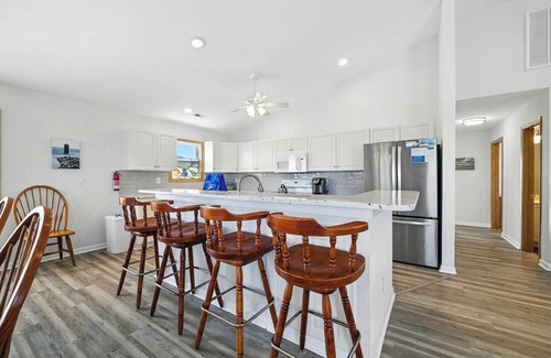 South Nags Head House | Three Little Birds | 490 ft from the beach | Private Pool, Hot Tub | Nags Head