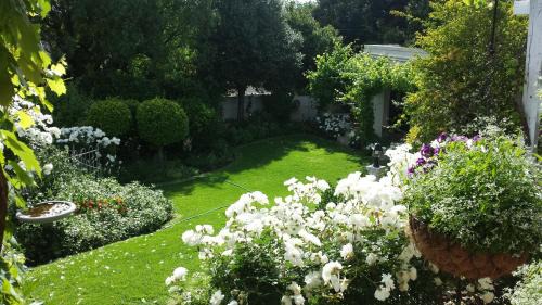 Eversdal Bed & Breakfast | Three Oaks