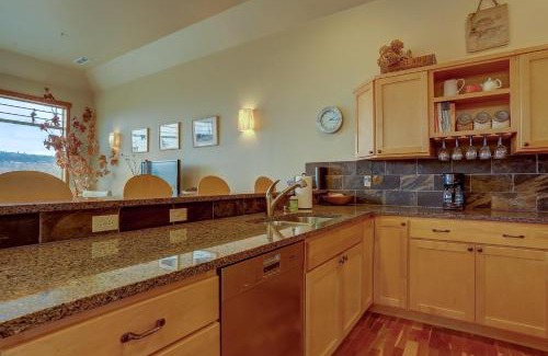 Hood River House | Three Rivers 30 day minimum