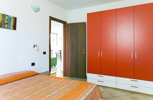 Torre di Bari Apartment | Three-room apartment 5 Torre di Barì, near the sea, with two bedrooms and covered terrace