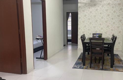 Kuala Terengganu House | THREE ROOMS WITH WIFI HOMESTAY D’RAZAK IN KUALA TERENGGANU