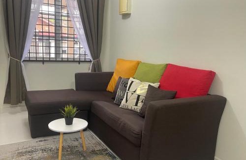 Kuala Terengganu House | THREE ROOMS WITH WIFI HOMESTAY D’RAZAK IN KUALA TERENGGANU