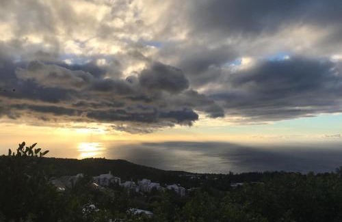 La Montagne House | ti boukan trankil