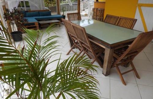 Baie-Mahault Apartment | Ti Kaz À Patou, au coeur de l'île.