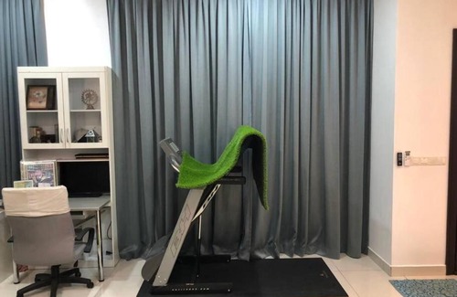 Kajang House | Tiara South, Ecohill Eco Majestic Enjoy Sunsets at Fully Equipped 3-Story House