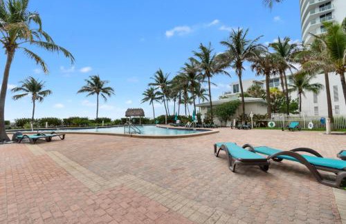 Hollywood South Central Beach Apartment | Tides in Hollywood Beach By My Miami Vacation