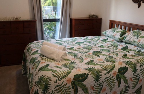 Ohakune Apartment | Tiffany place Chalet 2 bed luxury apartment with twin spa bath