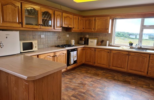 Derravonniff House | Tigh Mhartin, Screebe