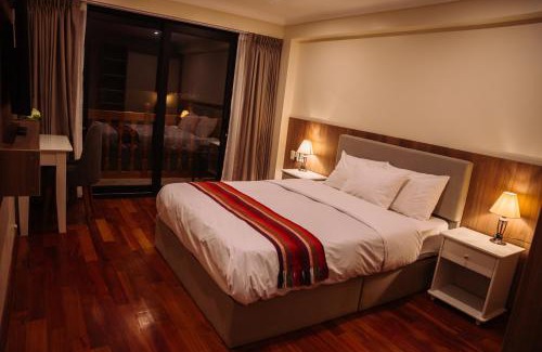 Ollantaytambo Hotel | Tikawasi ollanta 2 incluye transporte o recojo a la estacion de tren