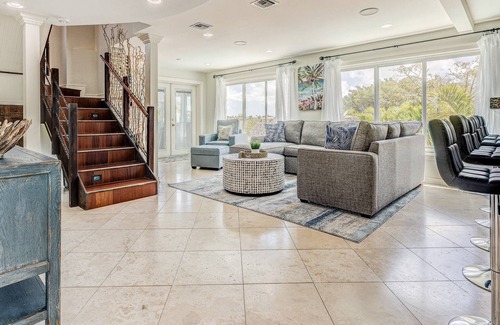 Sugarloaf Shores House | Tiki Palms - Amazing 4 Bedroom Sugarloaf Key Canal Home, Private Pool and Dockage!