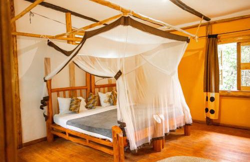 Entebbe Cabin | Tilapia Lodge
