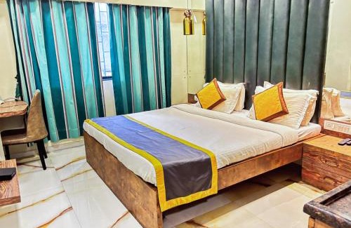 Santacruz Apartment | TIM Santacruz Mumbai Airport