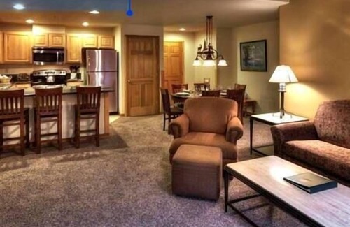 Four O'Clock Hotel | Timber Lodge, Hot Tub, Spa, Pool, Ski-In/Out