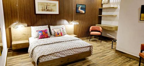 Dhirkot Villa | Timbergrove Villa