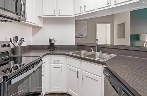 Sunbeam Apartment | Timberwalk 2BD 2 - Two Bedroom Apartment, Sleeps 4