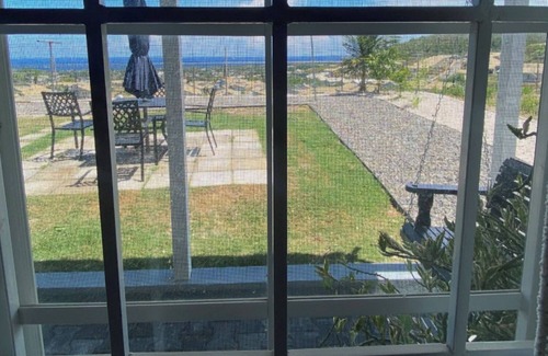 Discovery Bay House | Timeless 2BD&2BTH Gated Community @ Discovery Bay