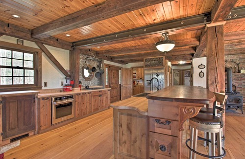 Putney House | Timeless Red Sox Retreat w/Scenic Mountain Views!