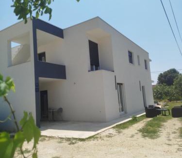 Kastel Gomilica Apartment | Tina Little Paradise