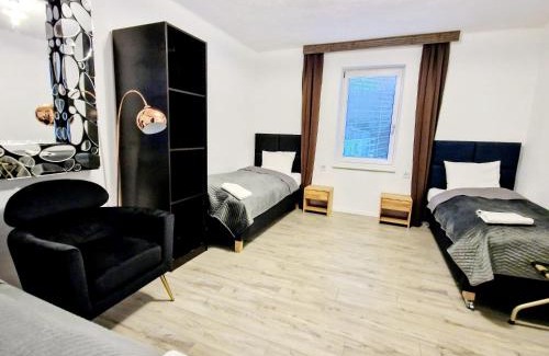 Sankt Polten Apartment | Tiny Apartments 07 am Viehofner See