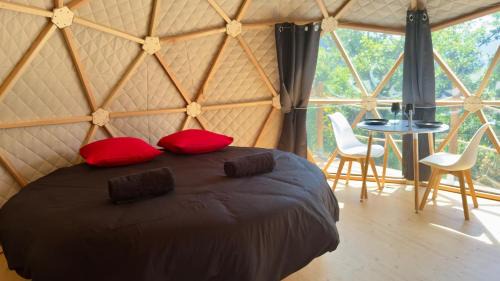 L'Escarene Apartment | Tiny Dôme & Balnéothérapie