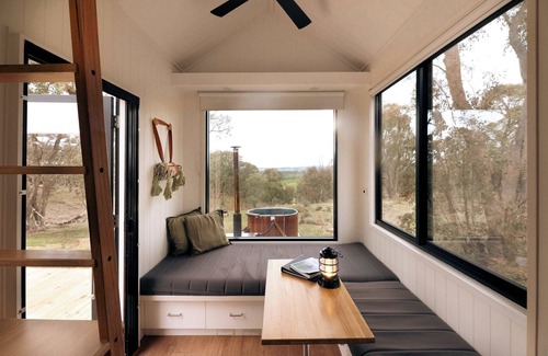 Metcalfe Cabin | Tiny Harper Summary: