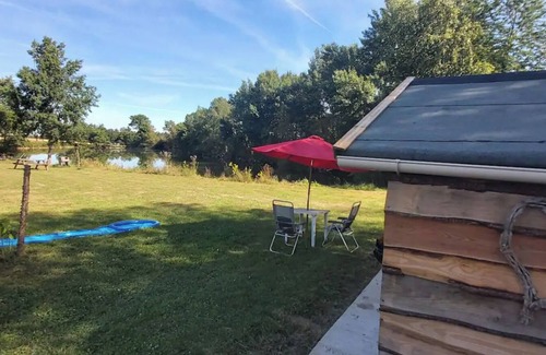 Champsac House | Tiny Home 'À L'étang' with Lake View, Shared Pool and Private Terrace
