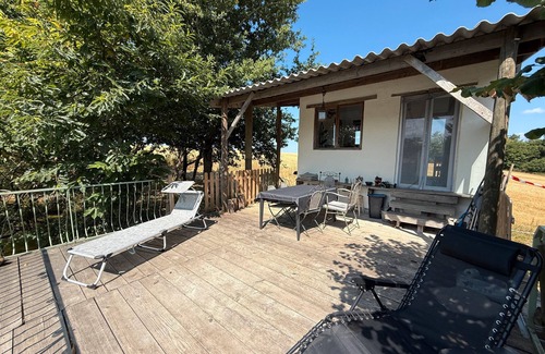 Champsac House | Tiny Home 'Bord De L'étang - Iri' with Lake View, Shared Pool and Private Terrace
