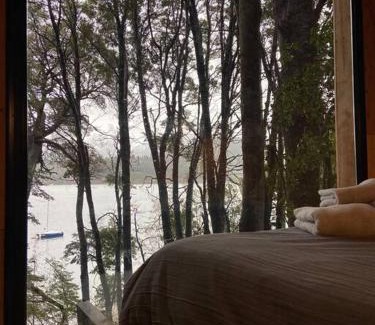 Peninsula San Pedro House | Tiny house sobre el lago nahuel huapi