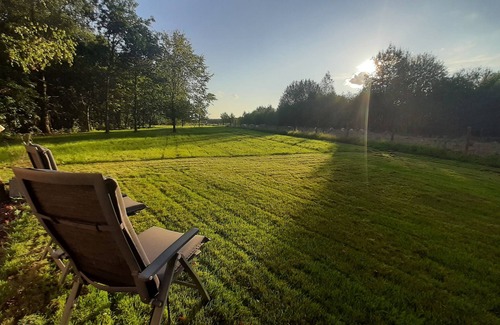 Saint-Leger Ski Chalet | Tiny house 2/4p in Gaume, close to woods, trails (GR 129) and golf course