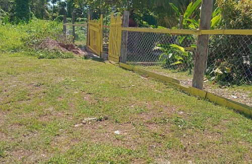 Negril Cabin | Tiny House 2 -bedroom Cabin with AC, WiFi, Close to beach and more in Negril JM.