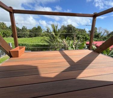 Capesterre-Belle-Eau Ski Chalet | TINY HOUSE avec vues