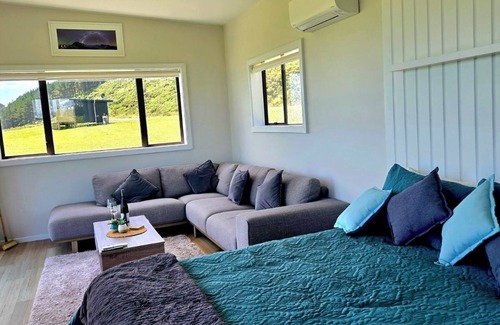 Greymouth Apartment | Tiny House close to Walking Tracks and beach only 5 mins to Greymouth Central