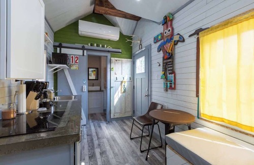 Leadville Apartment | Tiny House Huckleberry - downtown & pet friendly