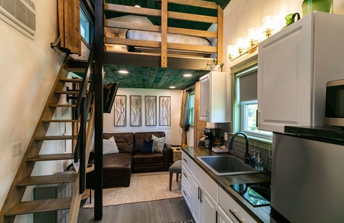 East Syracuse House | Tiny house with private Hot Tub