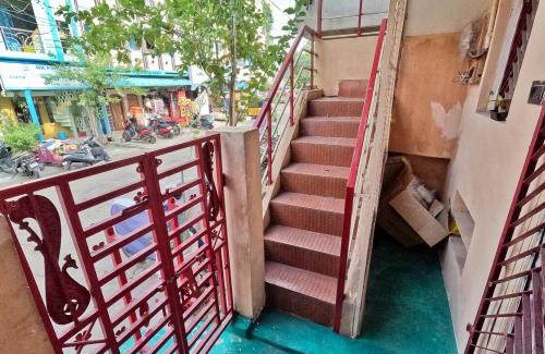 Rajahmundry Apartment | Tiny Hub, Smart & Comfy Rooms