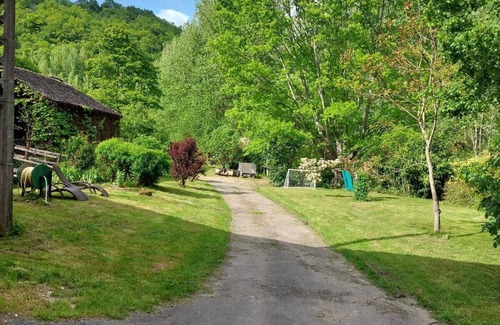 Sainte-Juliette-sur-Viaur Ski Chalet | Tiny Moulin de Serre