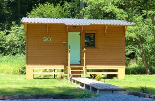 Falaen Ski Chalet | Tiny-river