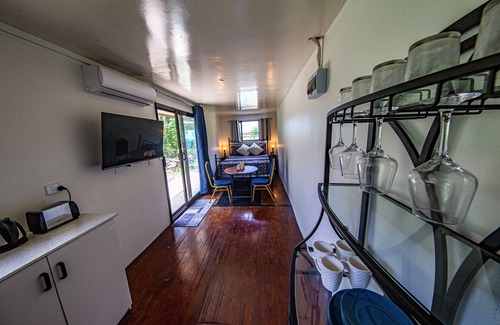 Tagaqe Apartment | Tiny vacation home located on the beautiful coral coast of Fiji.