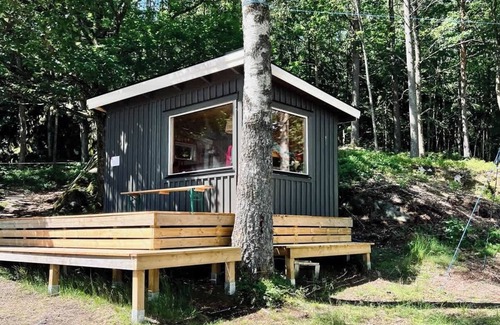 Floda Cabin | TinyCabin | Lakeview with Sauna at Lake Uspen