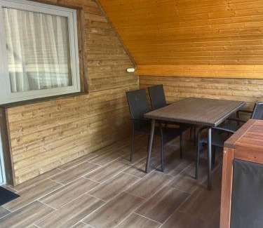 Tiszaorveny Bed & Breakfast | Tiszavirág Panzió és Üdülőközpont