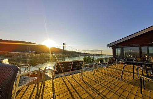 Evenskjer Hotel | Tjeldsundbrua Hotel