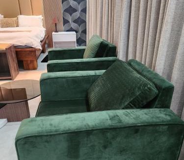 Tlokweng Bed & Breakfast | Tlokweng Rose Garden Guesthouse