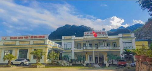Vi Xuyen Hotel | TLP Trung Linh Phát Hotel